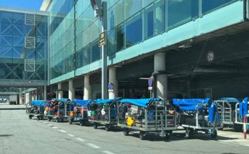 CGT desconvoca la huelga de Groundforce en El Prat, pero sigue la protesta CGT desconvoca la huelga de Groundforce en El Prat, pero sigue la protesta