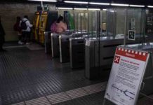 El desprendimiento de Adif en Gornal afectará a FGC una semana más El desprendimiento de Adif en Gornal afectará a FGC una semana más