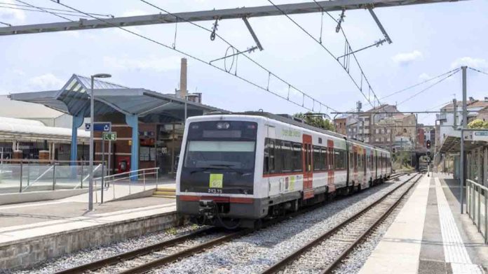 FGC reúne en Barcelona a 30 expertos sobre trenes regionales y de cercanías