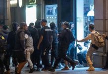 La Fiscalía pide internamiento para seis menores por los disturbios en Barcelona La Fiscalía pide internamiento para seis menores por los disturbios en Barcelona