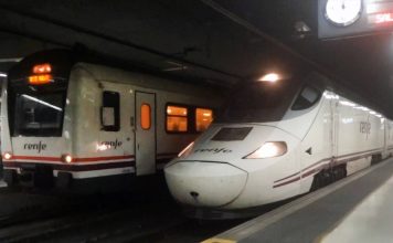 Renfe cancela trenes entre Catalunya y València por la lluvia Renfe cancela trenes entre Catalunya y València por la lluvia