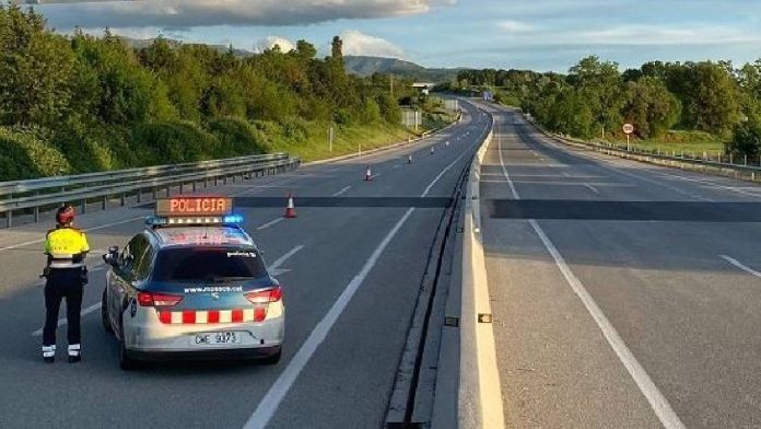Trànsit prepara un dispositivo especial para el puente del 12 de octubre